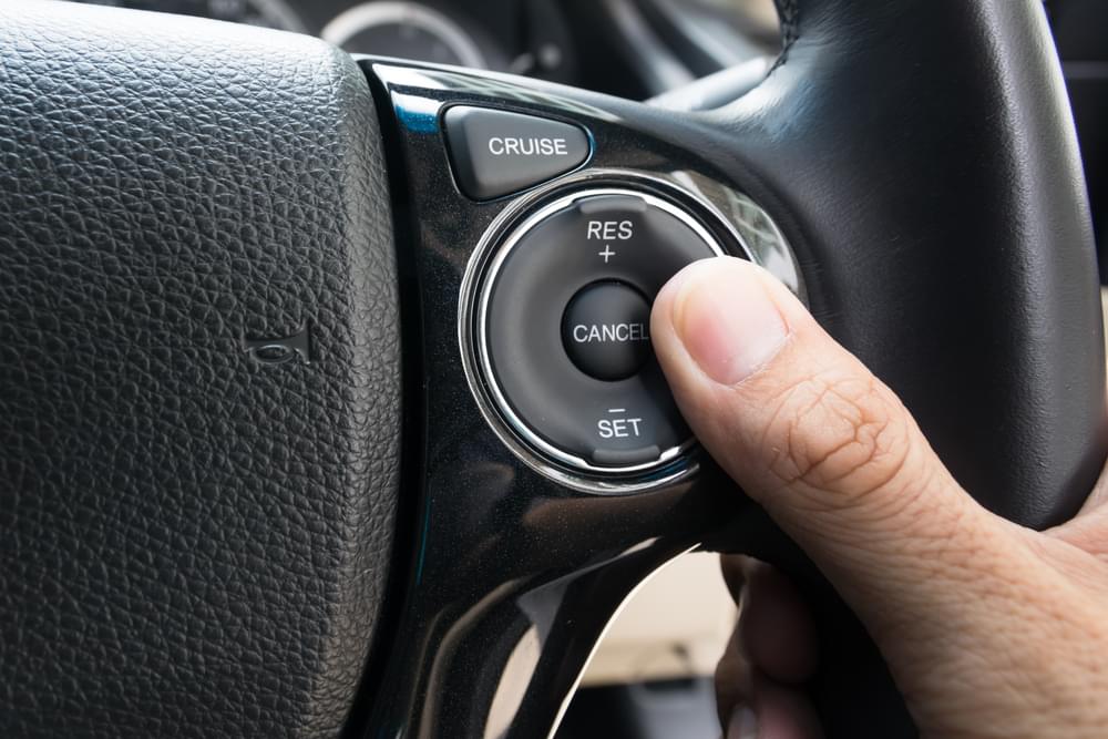 Cruise Control – Benefits, Types & How It Works